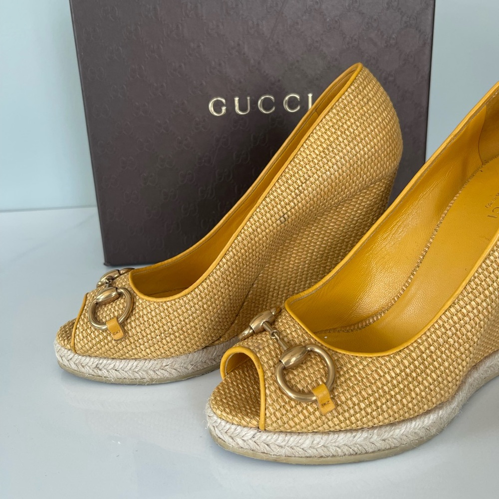 AUTHENTIC GUCCI YELLOW WEDGES - Picture 6 of 15